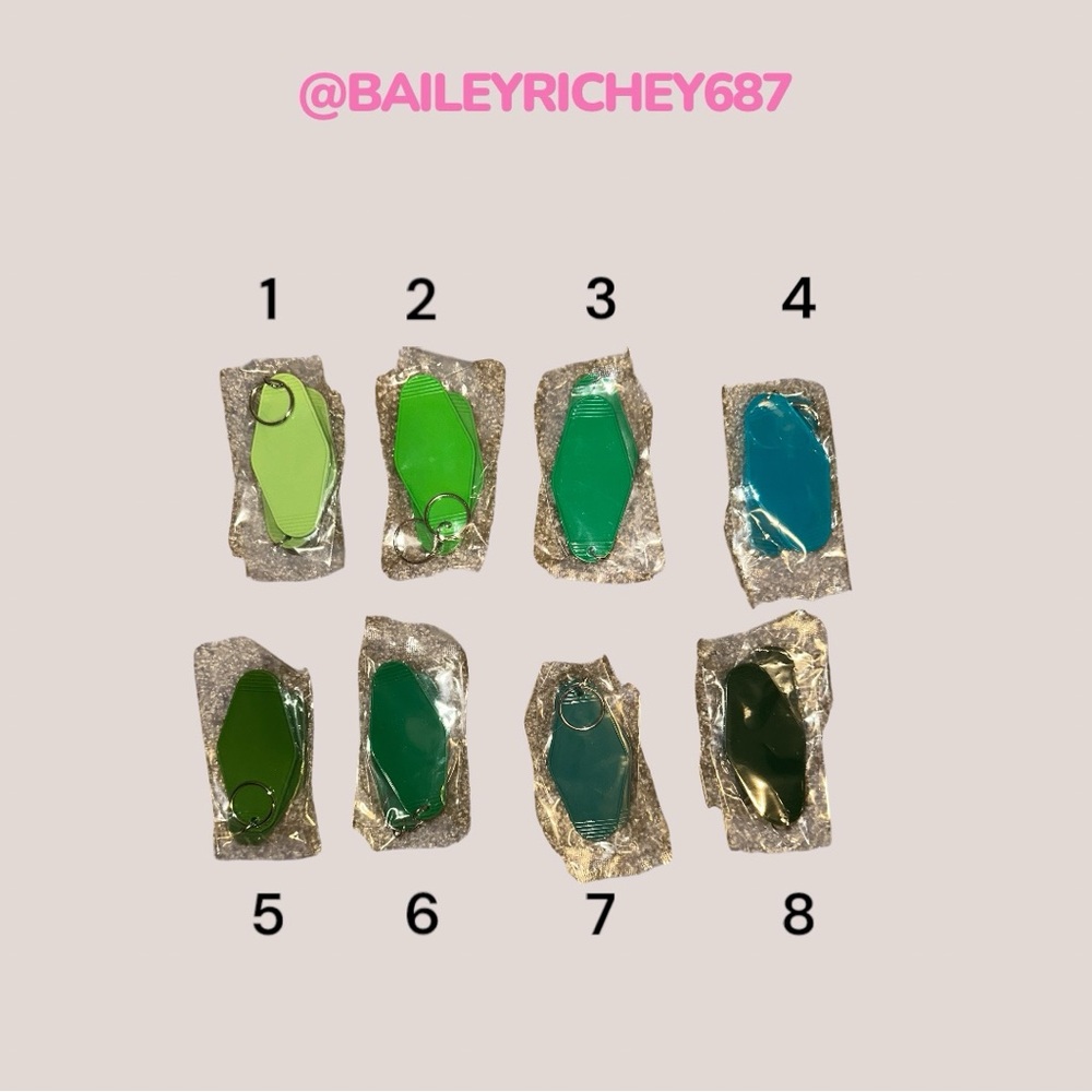 Custom Keychain (Any Design) - Picture 2 of 8